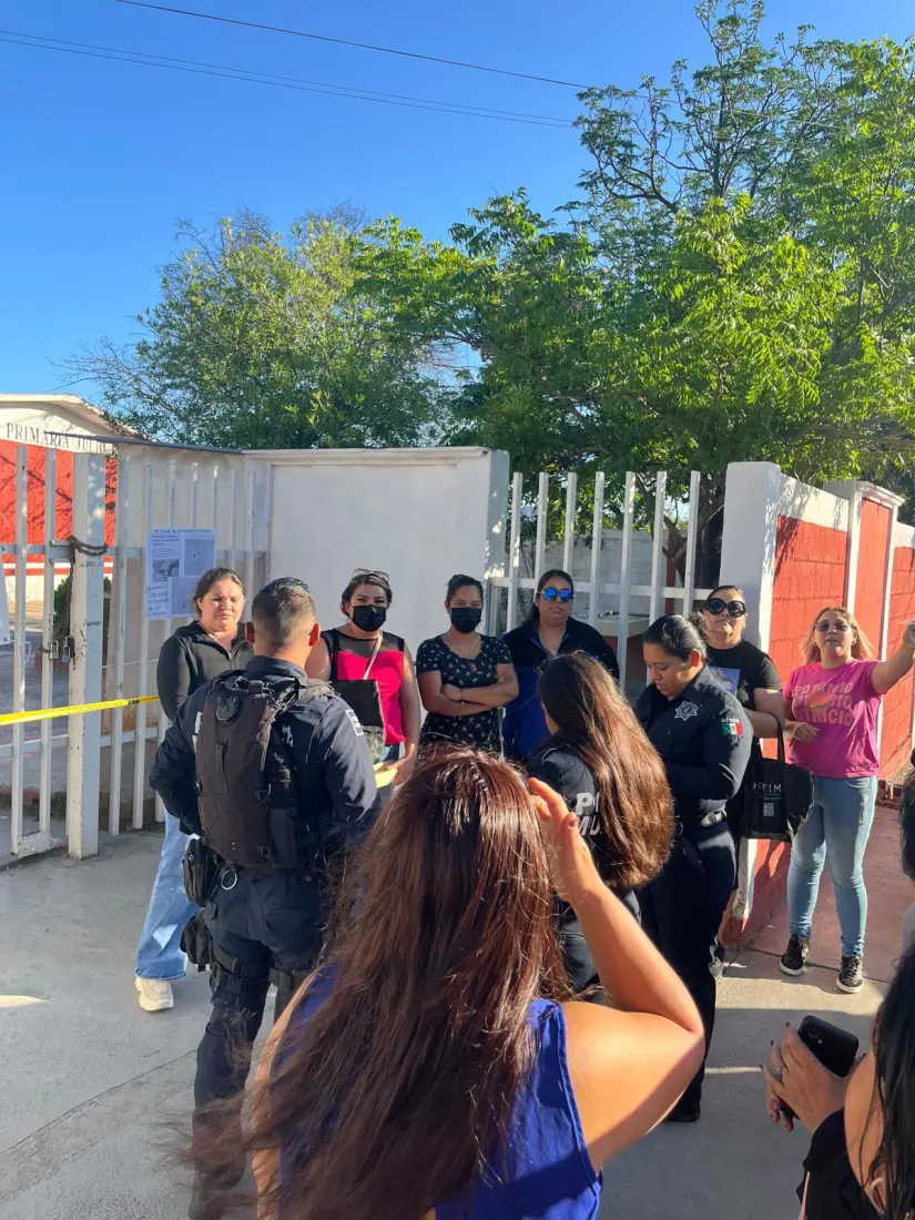 Cierran primaria en Saltillo por ola de picaduras / Foto: Marco Juárez 