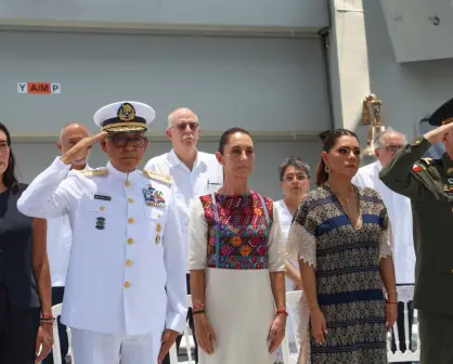 Claudia Sheinbaum homenajea a cadetes del buque Cuauhtémoc en Acapulco
