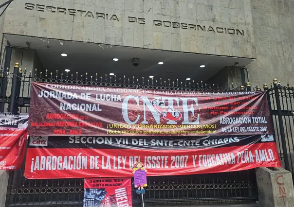 CNTE retoma diálogo con el Gobierno Federal tras 19 días de paro y plantón en el Zócalo de CDMX
