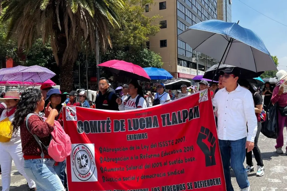 Marcha de la CNTE en CDMX. Foto: Laura Ávila