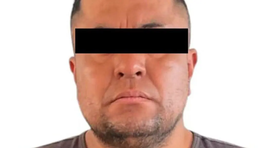 Vinculan a hombre en Edomex por trata de personas; obligaba a su pareja a vender dulces