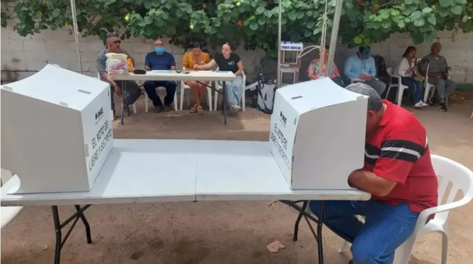 Por primera vez en la historia, en México se votó por los mandos del Poder Judicial. Foto: Héctor Romero.