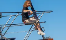 La activista Greta Thunberg navega rumbo a Gaza en misión humanitaria