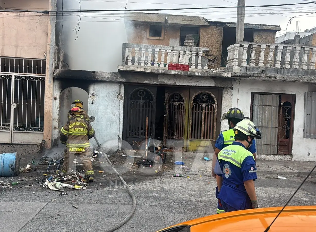 El siniestro ocurrió en el cruce de las calles Moctezuma y Tlalpan, en la colonia Valle de Anáhuac, una zona habitacional de alta densidad en San Nicolás de los Garza. Foto: POSTA.