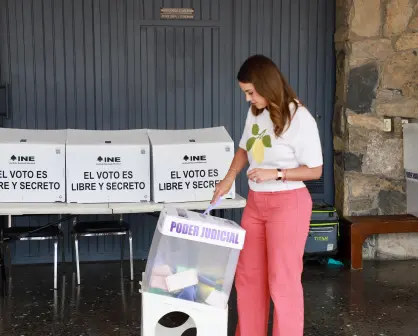 Lorena de la Garza acude a votar y da mensaje por la elección al Poder Judicial