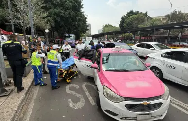 Policía de tránsito asiste parto en vía pública en el Centro Histórico de la CDMX