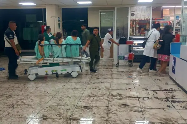 Zoé Robledo descarta pérdidas en el hospital de Los Reyes La Paz tras las inundaciones en Edomex
