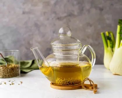 5 beneficios saludables del té de hinojo que no conocías
