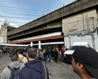 Lluvias colapsan Línea A y disparan tiempo de traslado en el oriente de CDMX