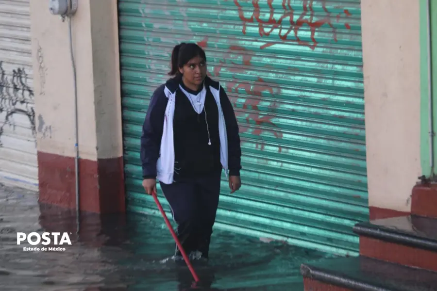 VIDEO | Inundaciones en Edomex: familias de San Mateo Atenco quedan bajo el agua por las lluvias