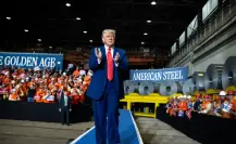 Donald Trump firma proclamación que aumenta aranceles del 50% al acero y al aluminio