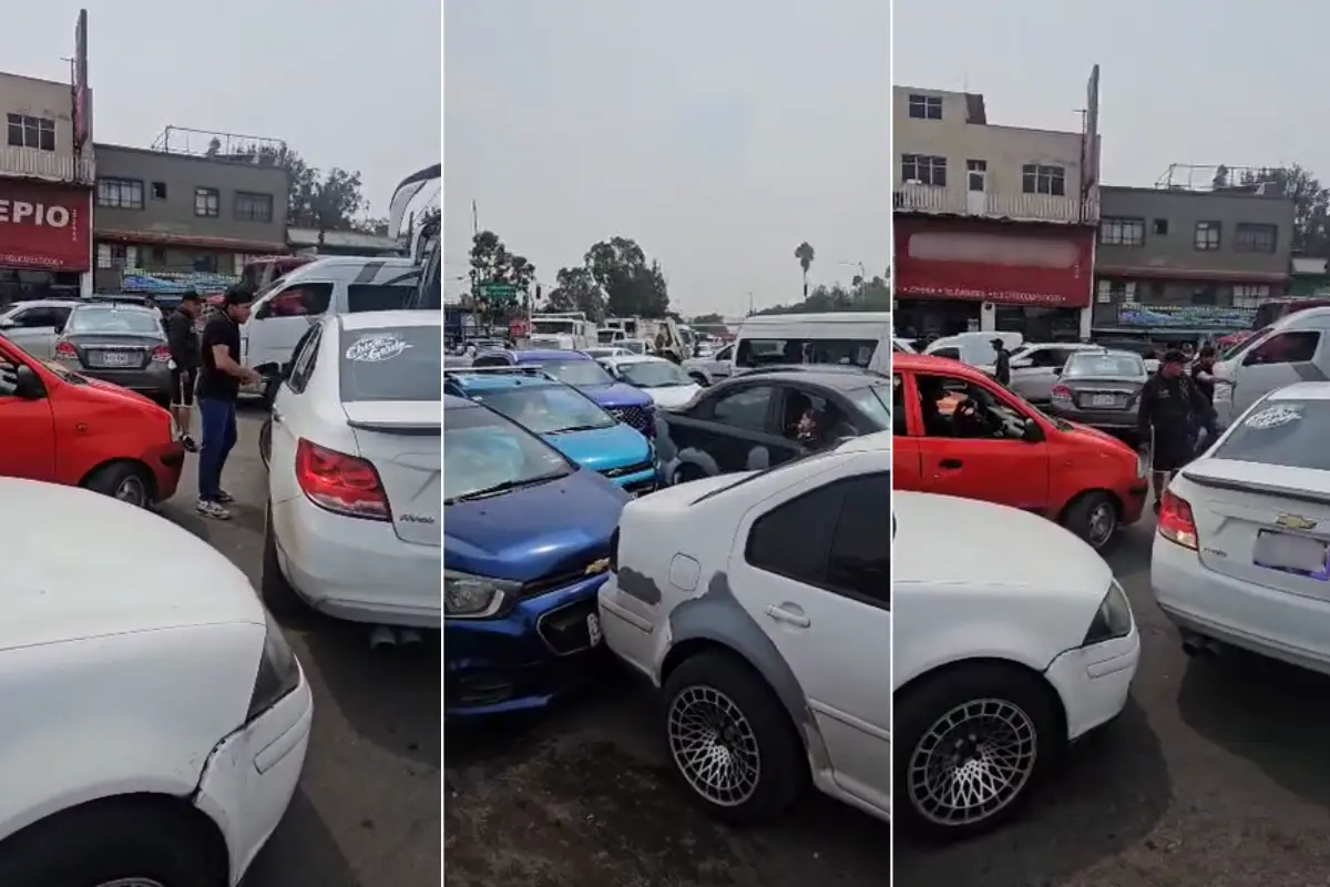 Caos vehicular por franeleros en los límites de CDMX y EDOMEX. Foto: Luis Alfaro