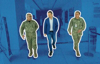 Adrián de la Garza recorre el Hospital Militar Regional en Monterrey
