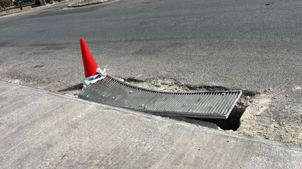 Vecinos de Caucel exigen cambio de alcantarilla por los constantes accidentes