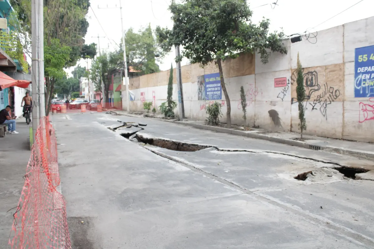 Grieta en la alcaldía Iztacalco en CDMX. Foto: alcaldía Iztacalco