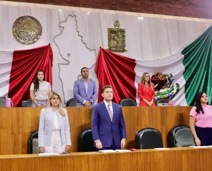 Congreso del Estado rinde homenaje en memoria de personas que murieron en Hualahuises 