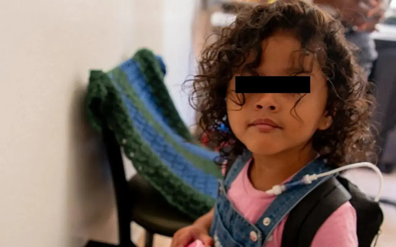 Niña mexicana que recibe tratamiento en EEUU. Foto: X (@warrior_na92602)