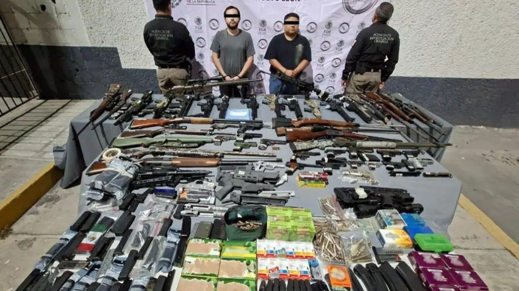 Cateos en Monterrey terminan con 3 detenidos y decomiso de gran arsenal