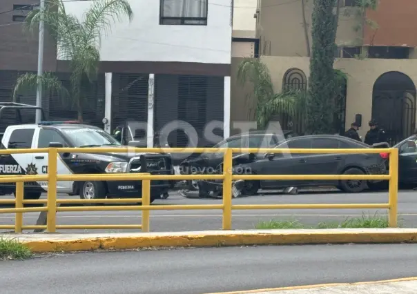 Fuerza Civil detiene 3 personas tras persecución al poniente de Monterrey