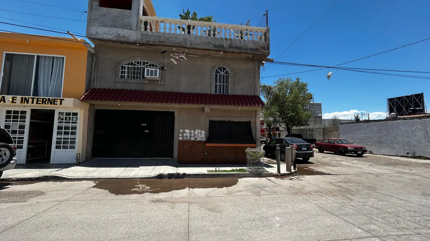 Denuncian desperdicio de agua en una de las colonias de la ciudad. Foto: Alejandro Ávila.