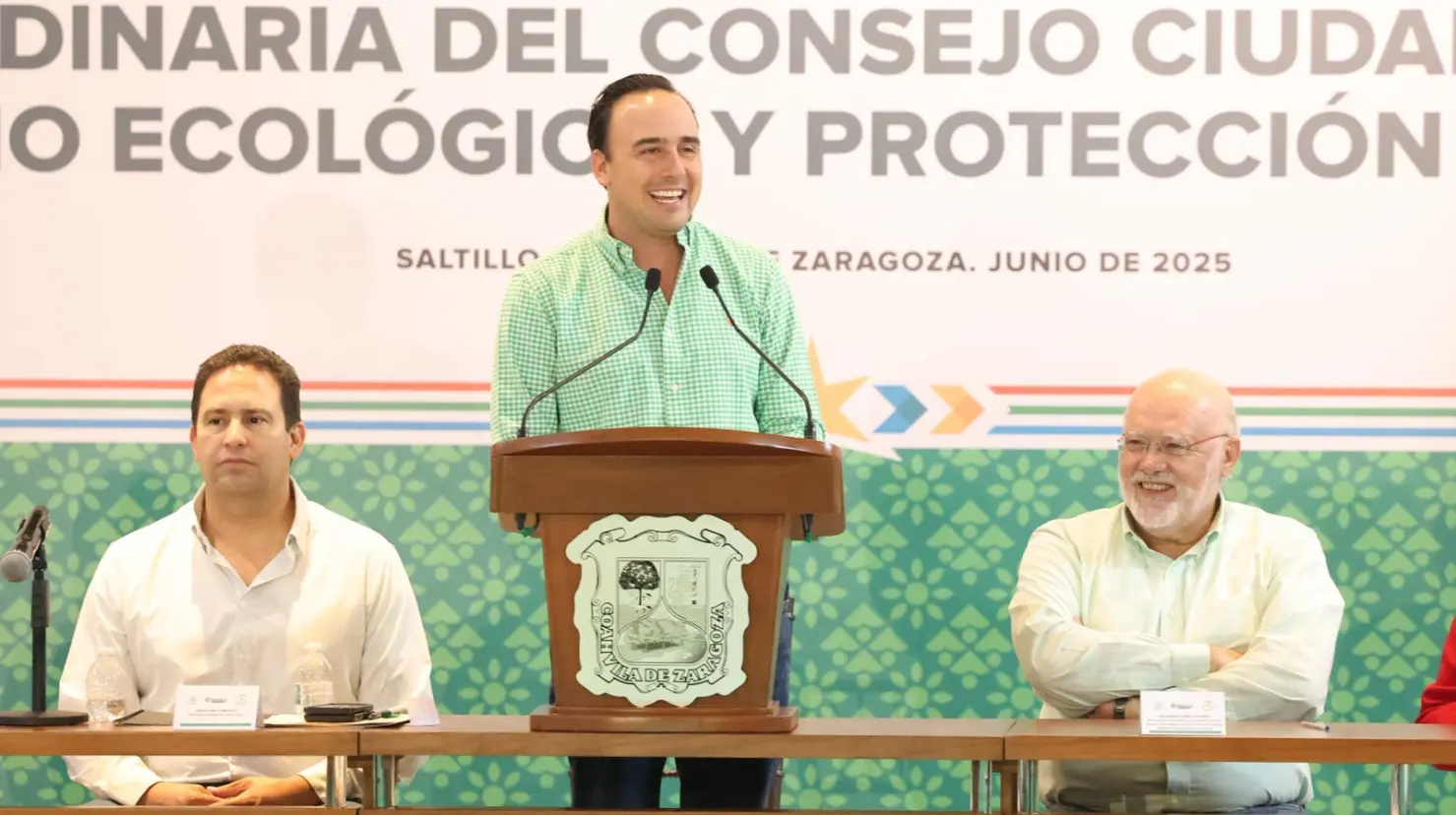 Manolo Jiménez en la sesión para el Día del Medio Ambiente. Foto de gobierno del estado.