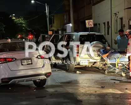 Choque deja 2 heridos en la colonia Independencia de Monterrey