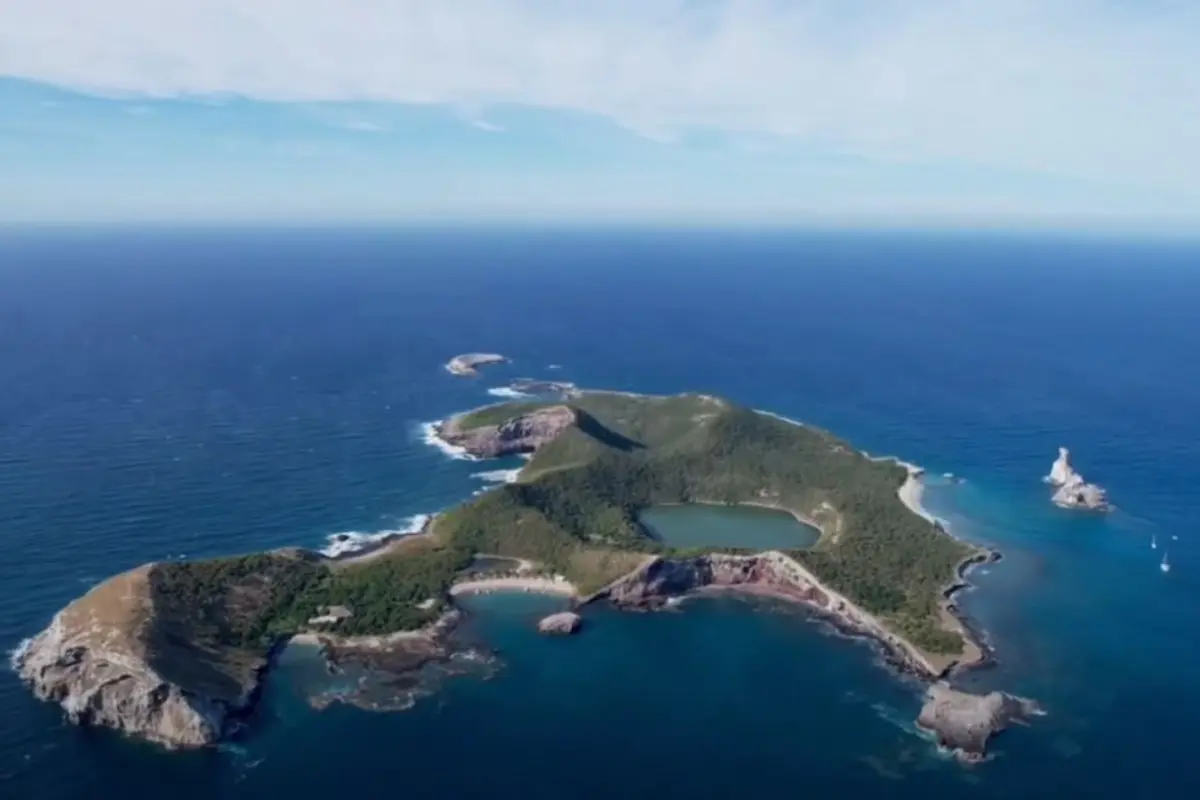 Isla Isabel es uno de los sitios naturales más bellos del planeta en medio del mar. Foto: Captura de pantalla YT @EscenaTravel