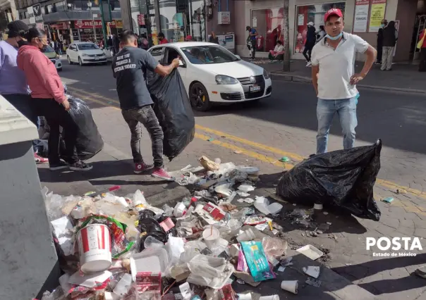 Multas en Edomex: tirar basura en las calles de Toluca puede costarte hasta 5 mil pesos