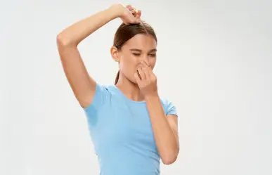 ¿Hueles mal aunque te bañes? Estos 3 malos hábitos te provocan mal olor