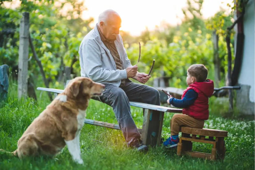 La elección de un perro ideal para adultos mayores puede ser fundamental para mejorar su calidad de vida y proporcionar compañía sincera. Foto: Canva