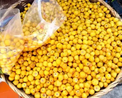 Luce una piel 20 años más joven con el agua de esta fruta que tienes en tu cocina