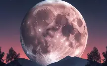 Luna de Fresa 2025: 5 rituales para atraer el dinero durante este fenómeno astronómico