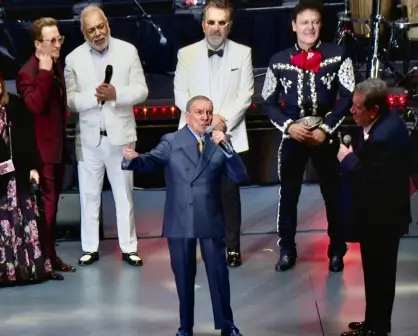 Marco Antonio Muñiz vive inolvidable homenaje