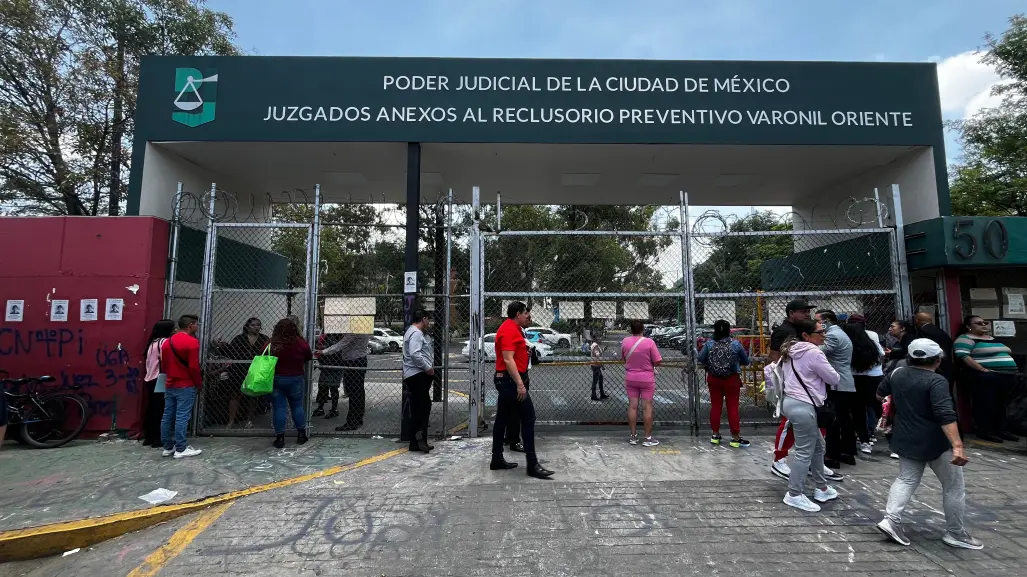 Trabajadores del Poder Judicial de CDMX se van a paro y piden aumento del 10% de sueldo
