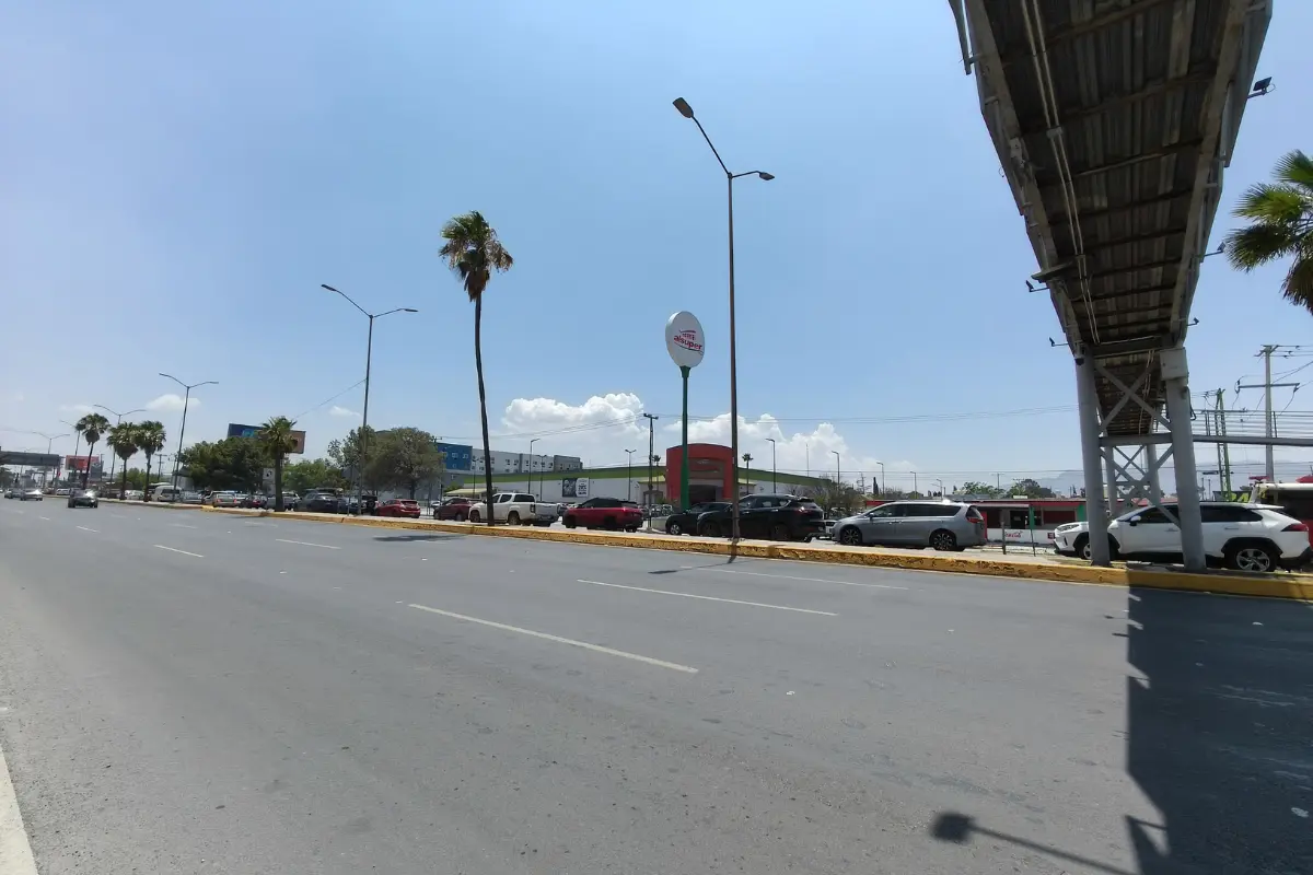 Para la eliminación del cuello de botella situado en el cruce de Canadá y V Carranza, se prevé la eliminación de la vuelta a la izquierda para quienes circulan de sur a norte./Foto: Marco Juárez