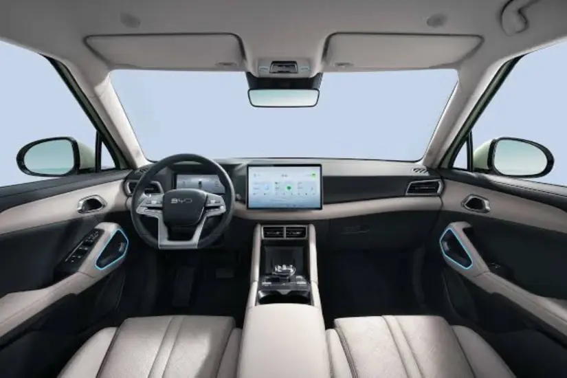 Interiores del modelo YUAN PRO EV | Foto: BYD web