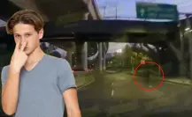 VIDEO | Hombre ataca autos desde un puente en Periférico en esta esta zona de CDMX