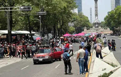 Maestros de la CNTE marchan hacia el Zócalo de CDMX, se perfila el final del paro nacional