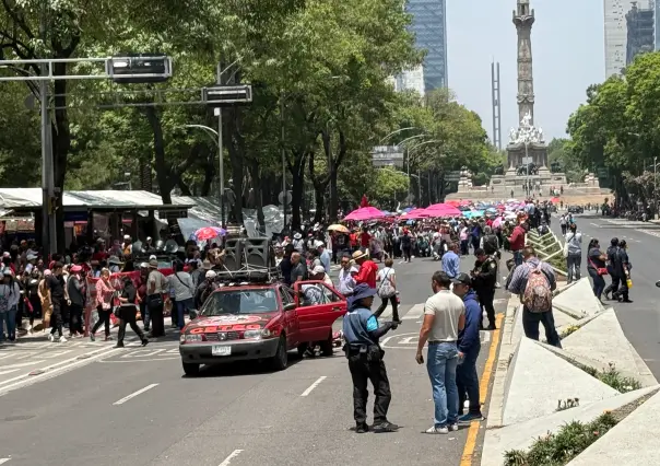 Maestros de la CNTE marchan hacia el Zócalo de CDMX, se perfila el final del paro nacional