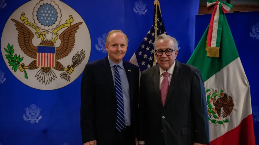 Rubén Rocha Moya asiste al 249 aniversario de la independencia de EU en Hermosillo