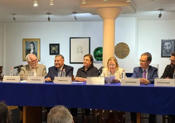 Francia entrega a la UANL correspondencia inédita de Alfonso Reyes
