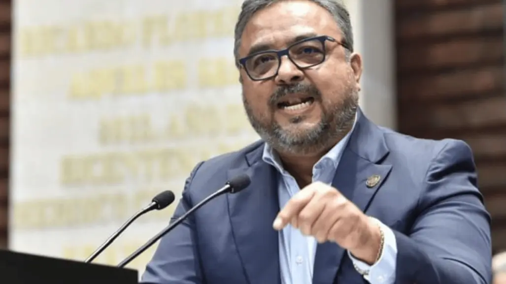 Víctor Pérez pide frenar violencia en carreteras de Nuevo León
