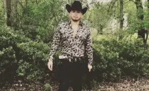 Beto Quintanilla Jr. denuncia intento de extorsión para tener permiso para cantar en Tamaulipas