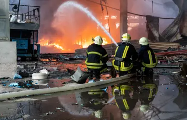 VIDEO l Rusia lanza el mayor ataque aéreo contra Járkov