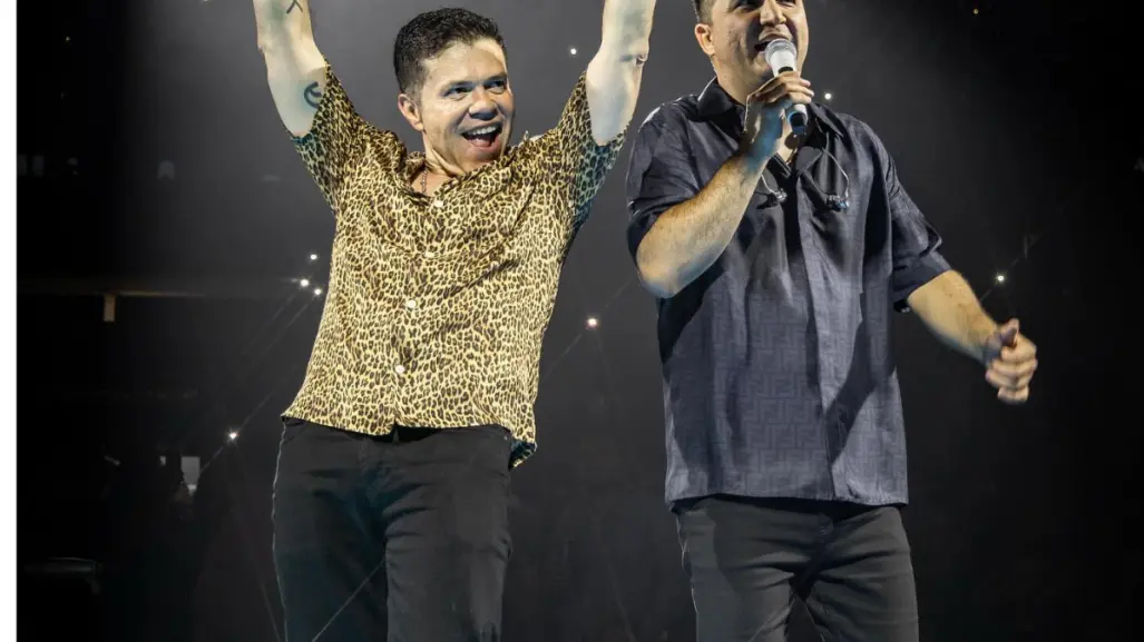 Ex vocalista de la arrolladora sorprende en graduación de Tampico