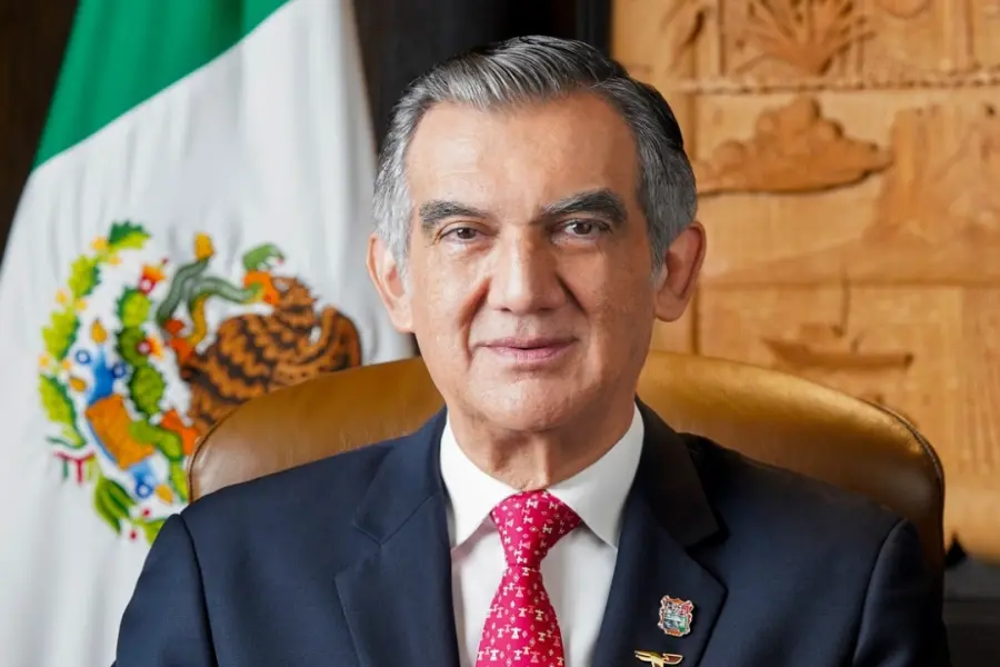 Americo Villarreal: "las falsas noticias degradan la libertad de expresión"
