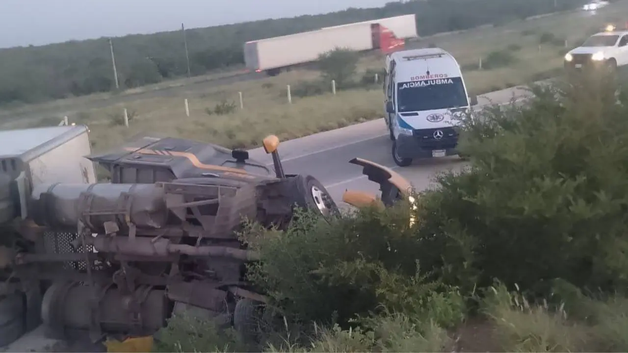 Accidente en Carretera Nuevo Laredo- Monterrey