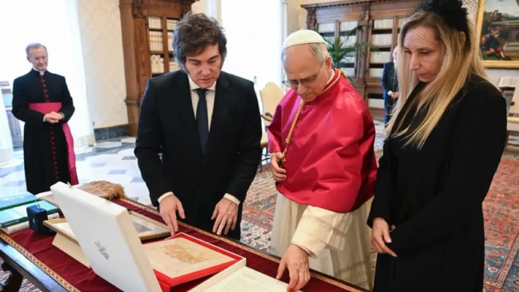 El Papa León XIV recibe a Javier Milei en el Vaticano