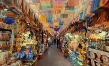 El mercado de Durango con las mejores paletas y brochetas de alacrán con chile
