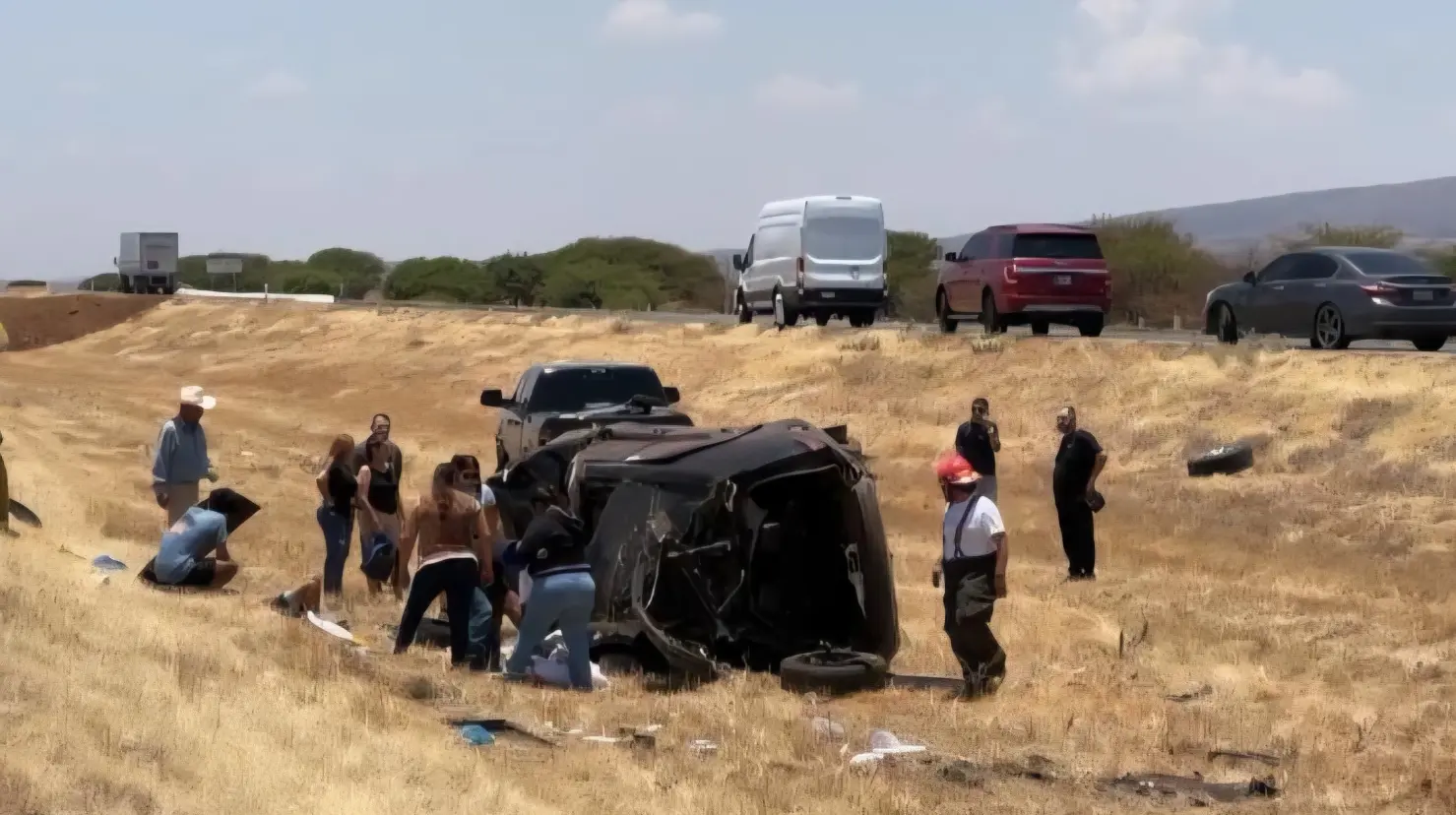 El accidente ocurrió cuando iban a bordo de una moderna Land Rover modelo 2023